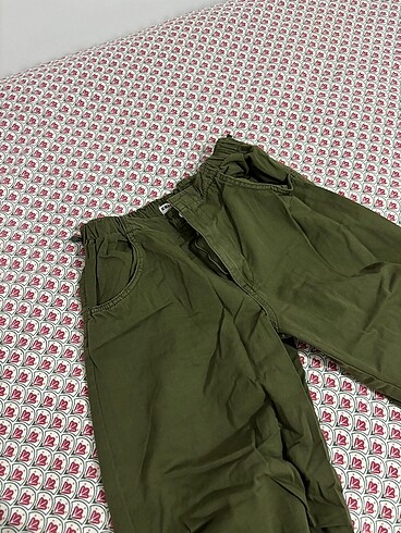 36 Beden yeşil paraşüt pantolon