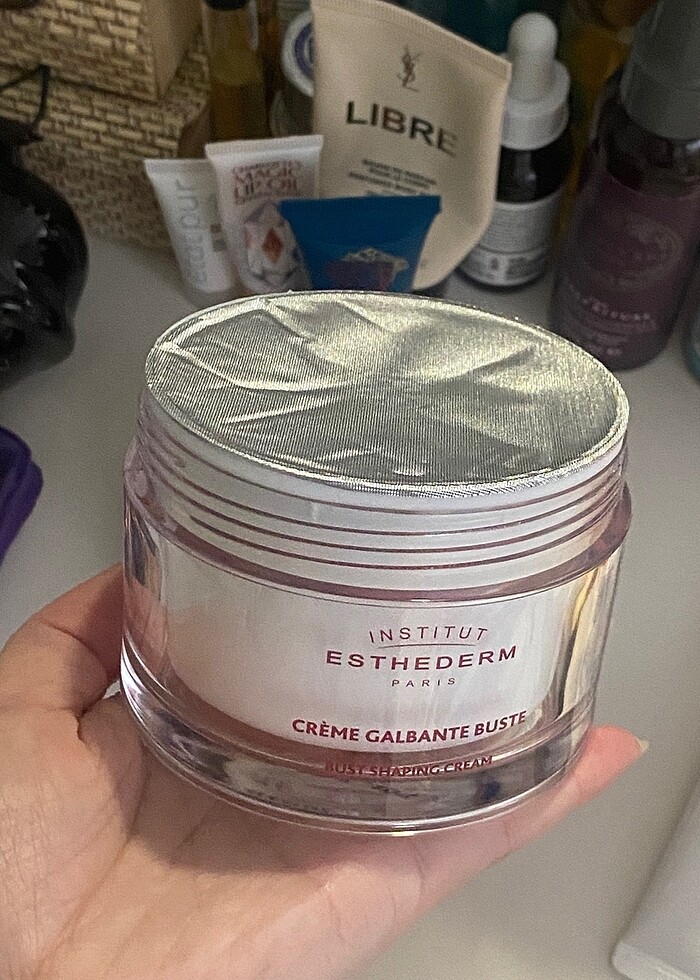 Institut Esthederm, Bust Shaping Cream - Görsel 3