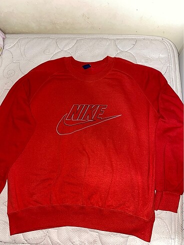 Eski sezon nike sweatshirt