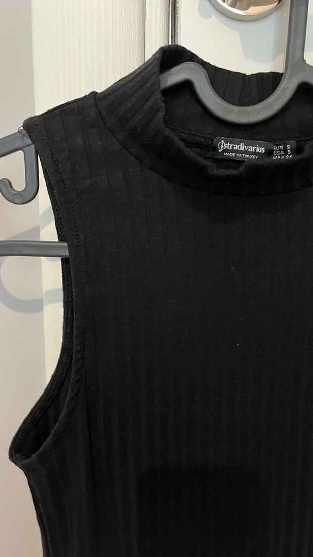 Stradivarius siyah basic üst - Görsel 3