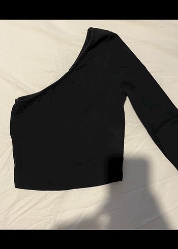 Stradivarius Tek Kollu Siyah body - Görsel 2