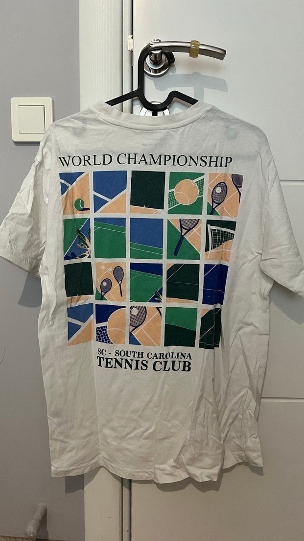 Beyaz Baskılı Kadın Tişört Loose Fit ve alt kısa tayt - Görsel 3