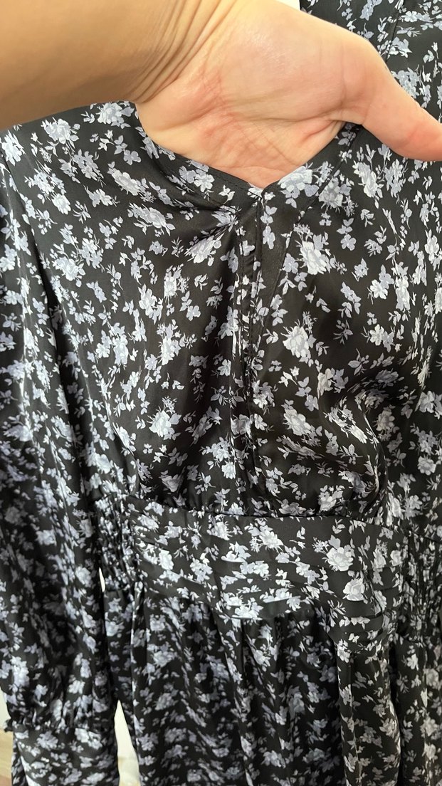 V Yaka Uzun Kadın Elbise - Görsel 5