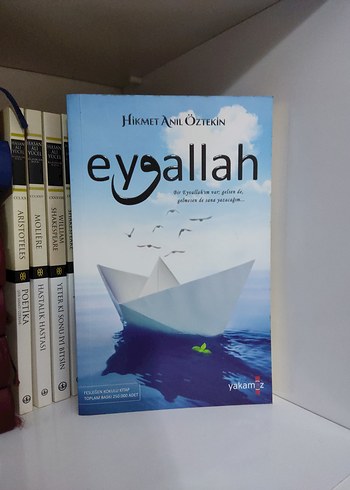 Eyvallah - İMZALI Hikmet Anıl Öztekin Kitabı