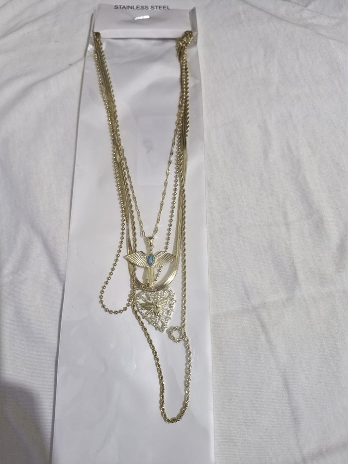 Altın Renkli Zincir Dörtlü Kararmaz Çelik Kolye - Görsel 2