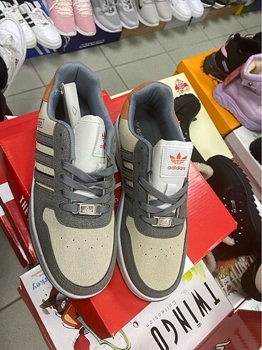 Adidas sporrr