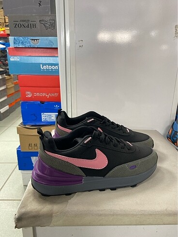 Nike spor ayakkabı