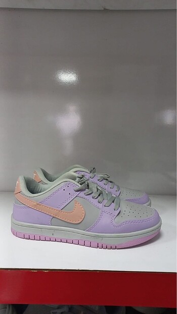Nike spor ayakkabı