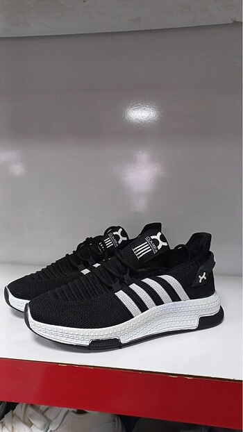 Adidas spor ayakkabı