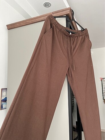 Stradivarius pantolon