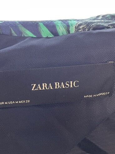 m Beden çeşitli Renk Zara Blazer %70 İndirimli.
