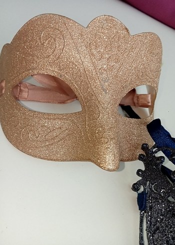 Beden h&m Kadınlar için Altın ve Gümüş Maskeler