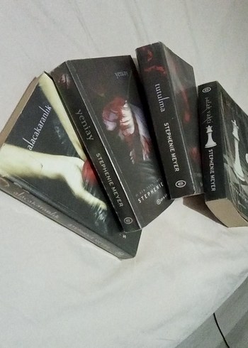 Stephenie Meyer Twilight Serisi Roman Seti