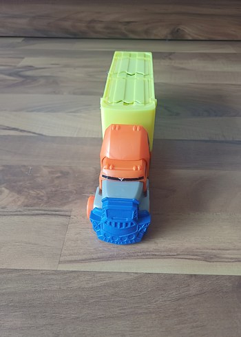 Hot Wheels Çarpışan Oyuncak Tır - Görsel 4