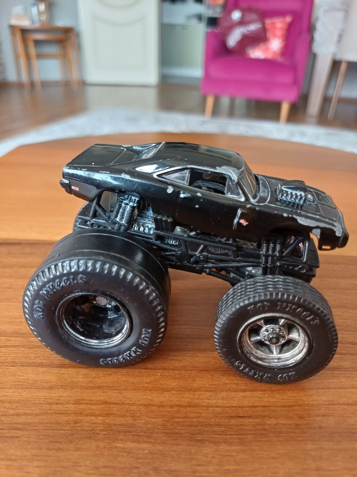 Hotwheels canavar kamyon - Görsel 2