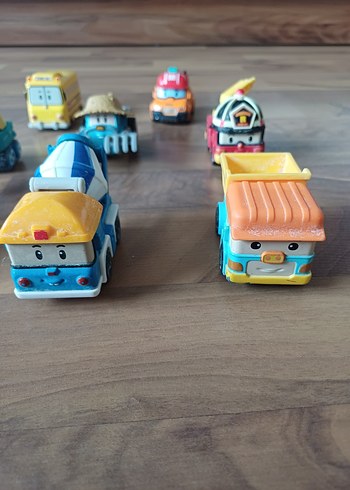 Robocar poli Oyuncak Arabalar Seti - Görsel 3