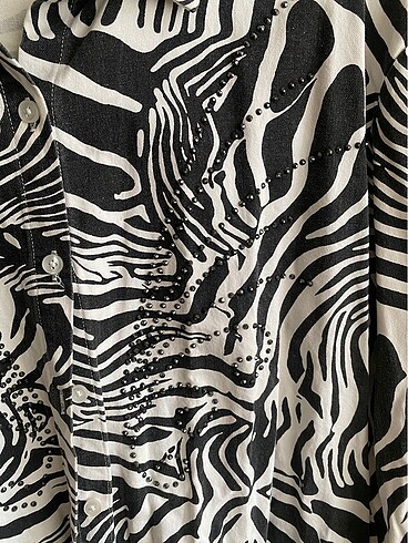 m Beden Twist zebra gömlek