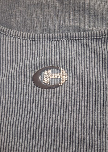 Tasli gri korse tarzi t shirt - Görsel 2