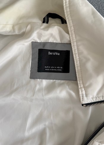 m Beden Bershka reflektörlü ceket