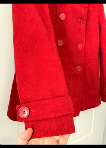 Çift Düğmeli Kırmızı Kaban - Görsel 2