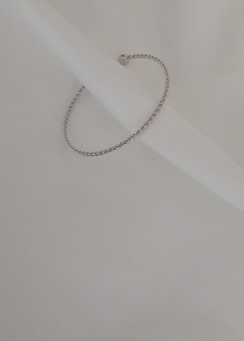 Minimalist Zincir Detaylı Kadın Bileklik