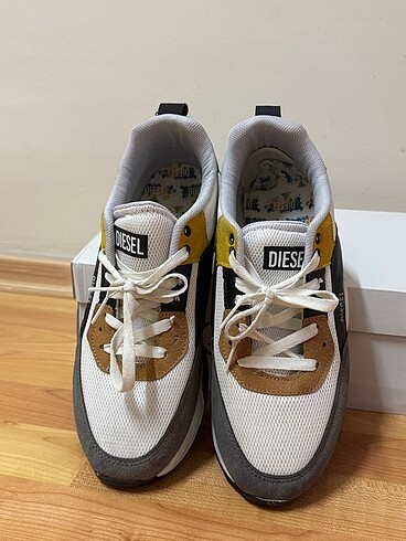 Diesel Beyaz Füme Erkek Spor Ayakkabı