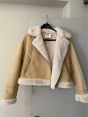 Pull&Bear kürtlü mont