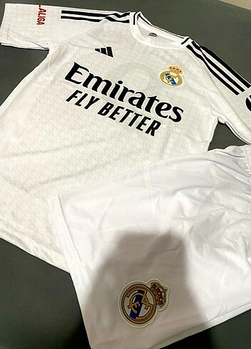 Real Madrid çocuk forma takımı