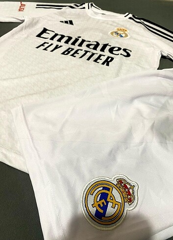 Adidas Real Madrid çocuk forma takımı