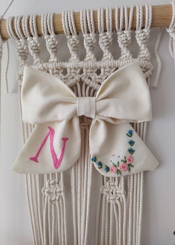 Nakışlı Beyaz Fiyonk Saç Tokası - Görsel 2