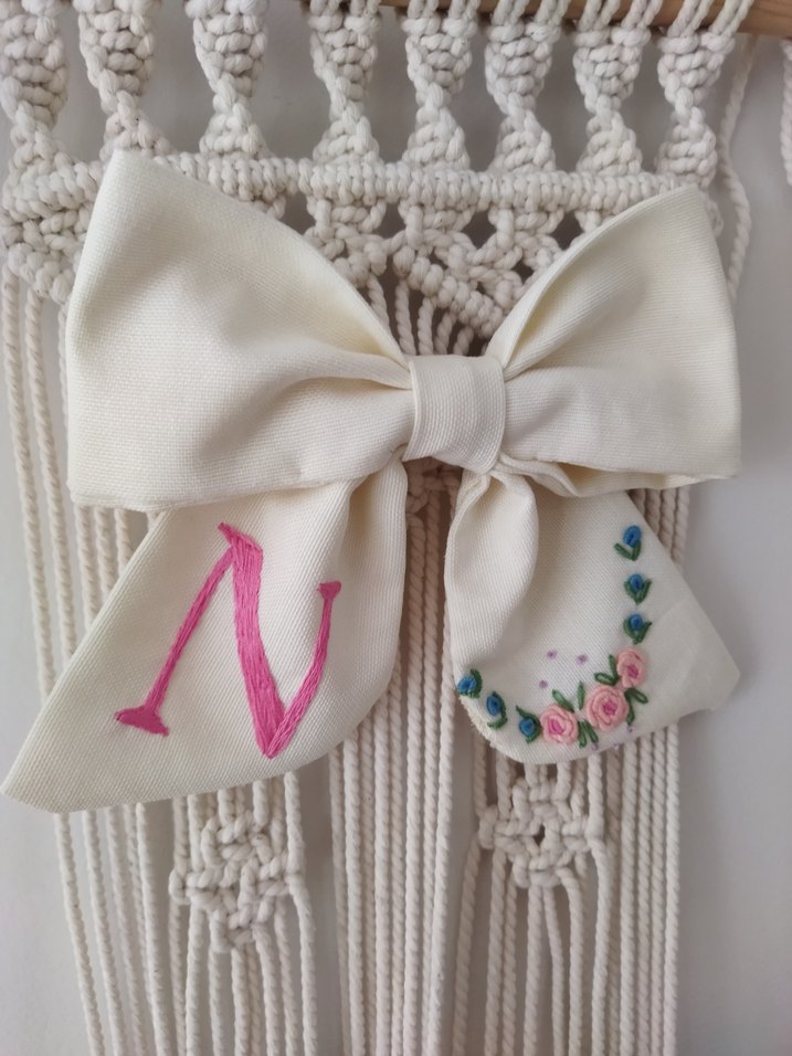 Nakışlı Beyaz Fiyonk Saç Tokası - Görsel 3