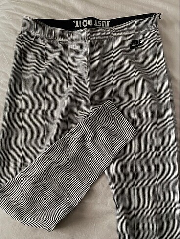 l Beden Nike tayt