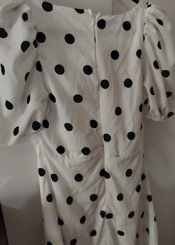 Uzun Puantiyeli Beyaz Elbise - Görsel 2