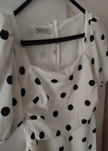 Uzun Puantiyeli Beyaz Elbise - Görsel 3