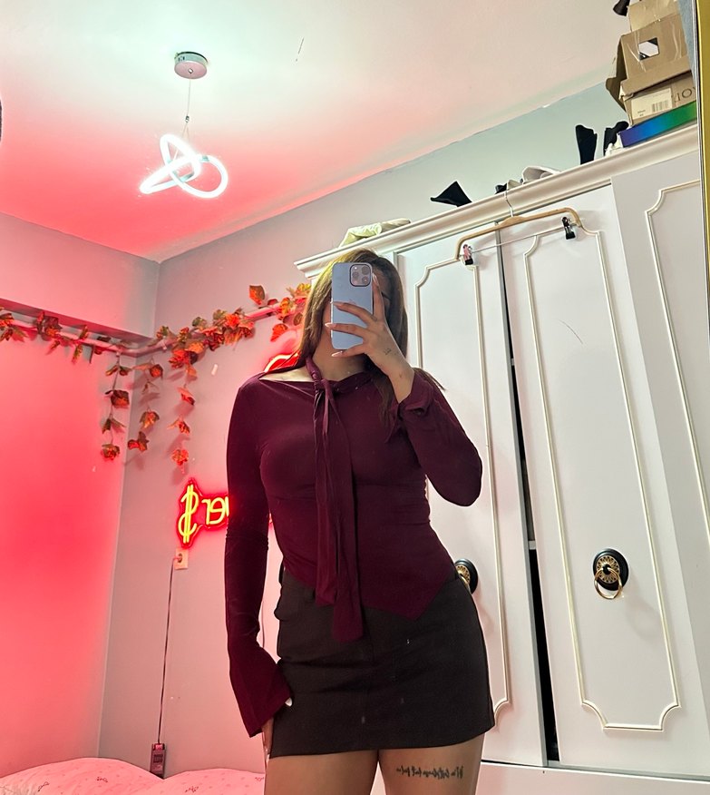 Bordo Mini Deri Elbise, Uzun Kollu, Yüksek Yaka - Görsel 2