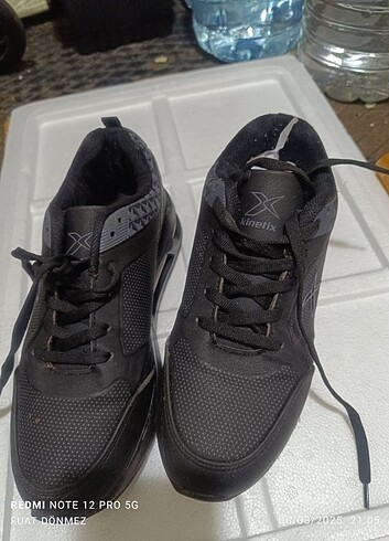 38 Beden siyah Renk Spor ayakkabı