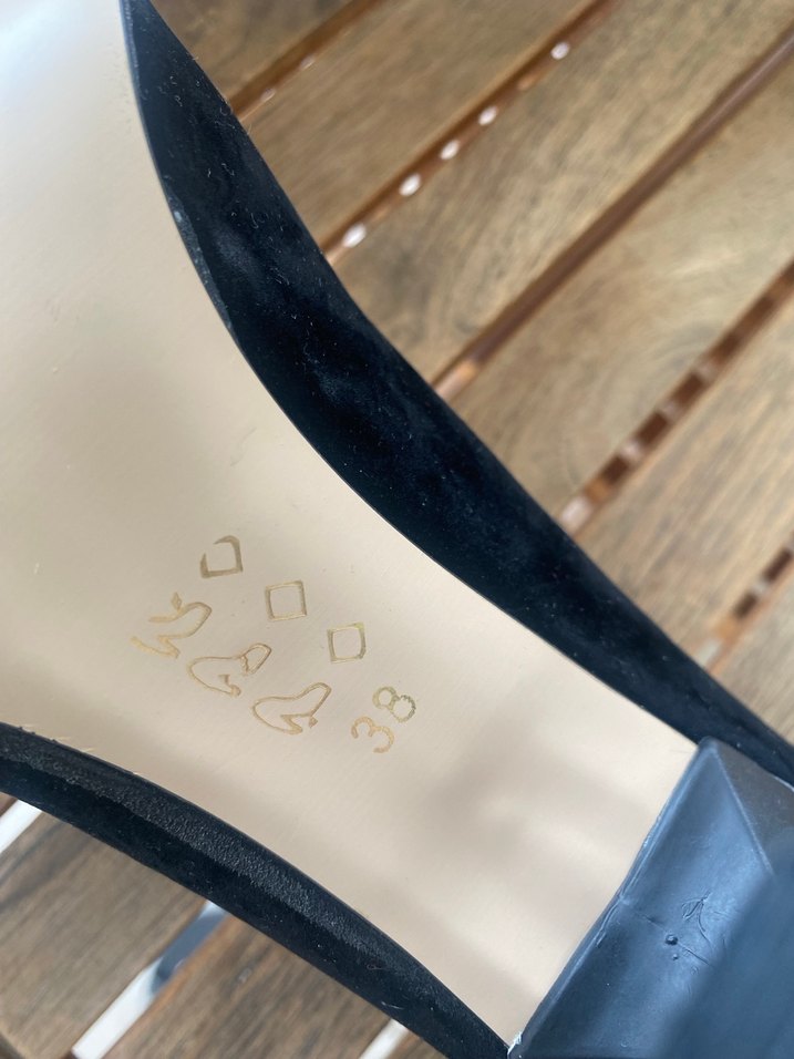 Siyah Süet Stiletto Topuklu Kadın Ayakkabı - Görsel 3