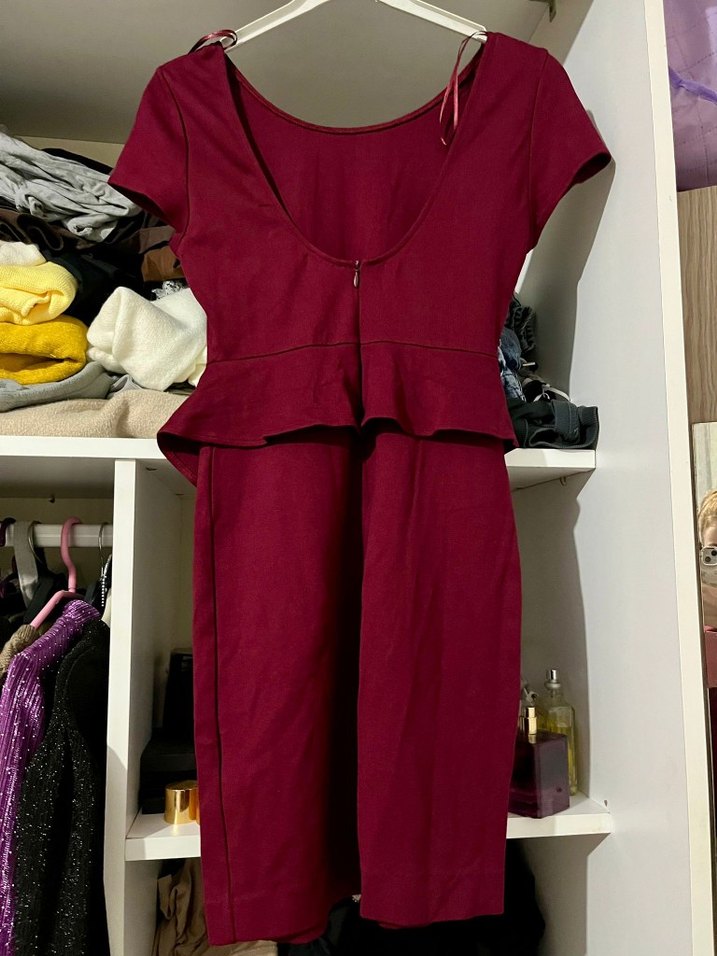 Bordo Fırfırlı sırt dekolteli Kadın Elbise - Görsel 2