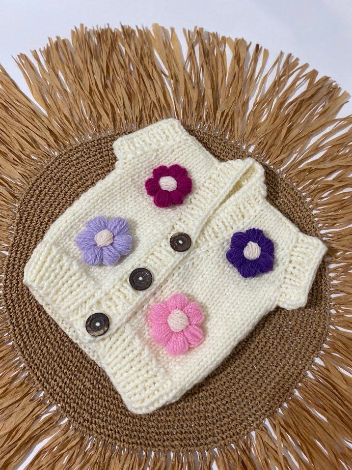 Kız Çocuk Nakışlı Örgü Kolsuz Hırka - Görsel 3