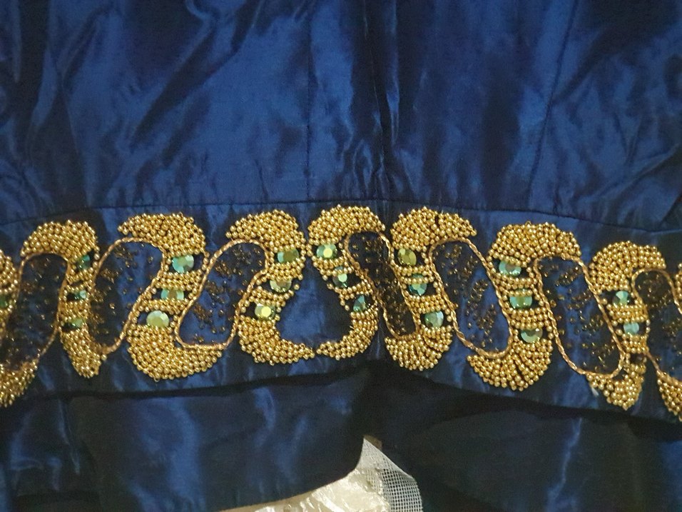 TASARIM gizli minik çıtcıt.taş işlemeli tafta üzeri el islemeli - Görsel 4