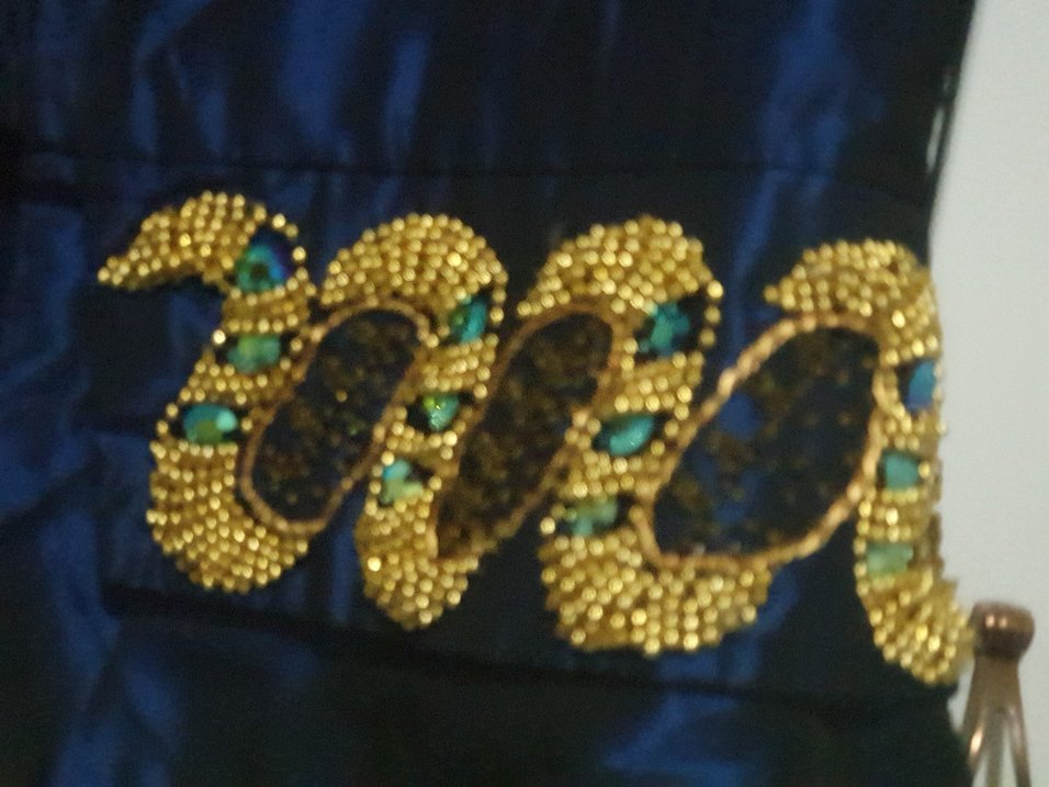 TASARIM gizli minik çıtcıt.taş işlemeli tafta üzeri el islemeli - Görsel 3