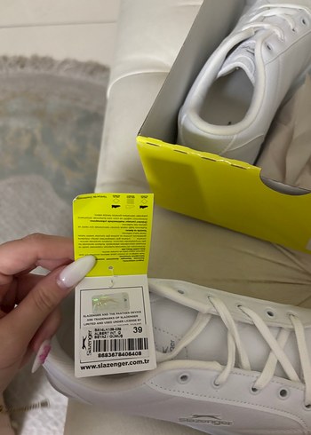 Nike Beyaz Slazenger Kadın Spor Ayakkabı