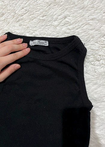 Siyah Yüksek Yakalı Kadın Atlet - Görsel 2