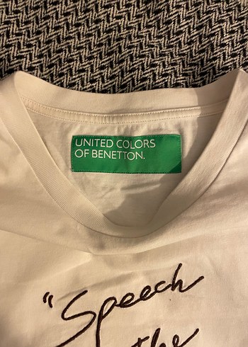Beyaz Baskılı Tişört- United Colors of Benetton