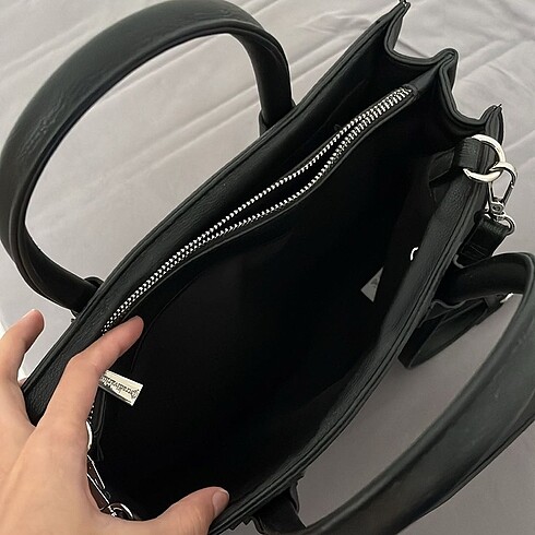 Beden Stradivarius tote çanta