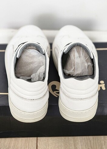 Beyaz erkek deri ayakkabı - Görsel 2