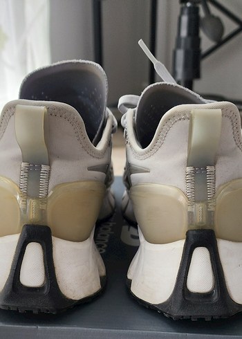 Reebok Zig Kinetica 3 Koşu Ayakkabısı - Görsel 4