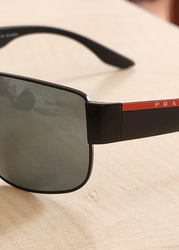 PRADA polarize Güneş Gözlüğü - Görsel 3