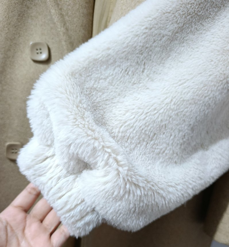 Kapüşonlu Peluş Kadın Ceket - Görsel 3