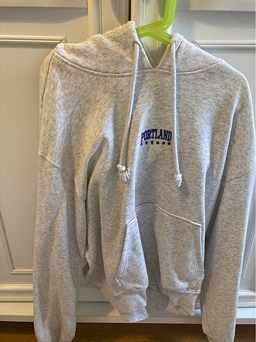 H&m gri sweatshirt